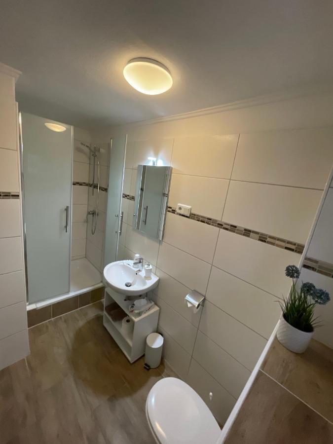 Hotel Kolossos Duesseldorf - นอยส์ ภายนอก รูปภาพ