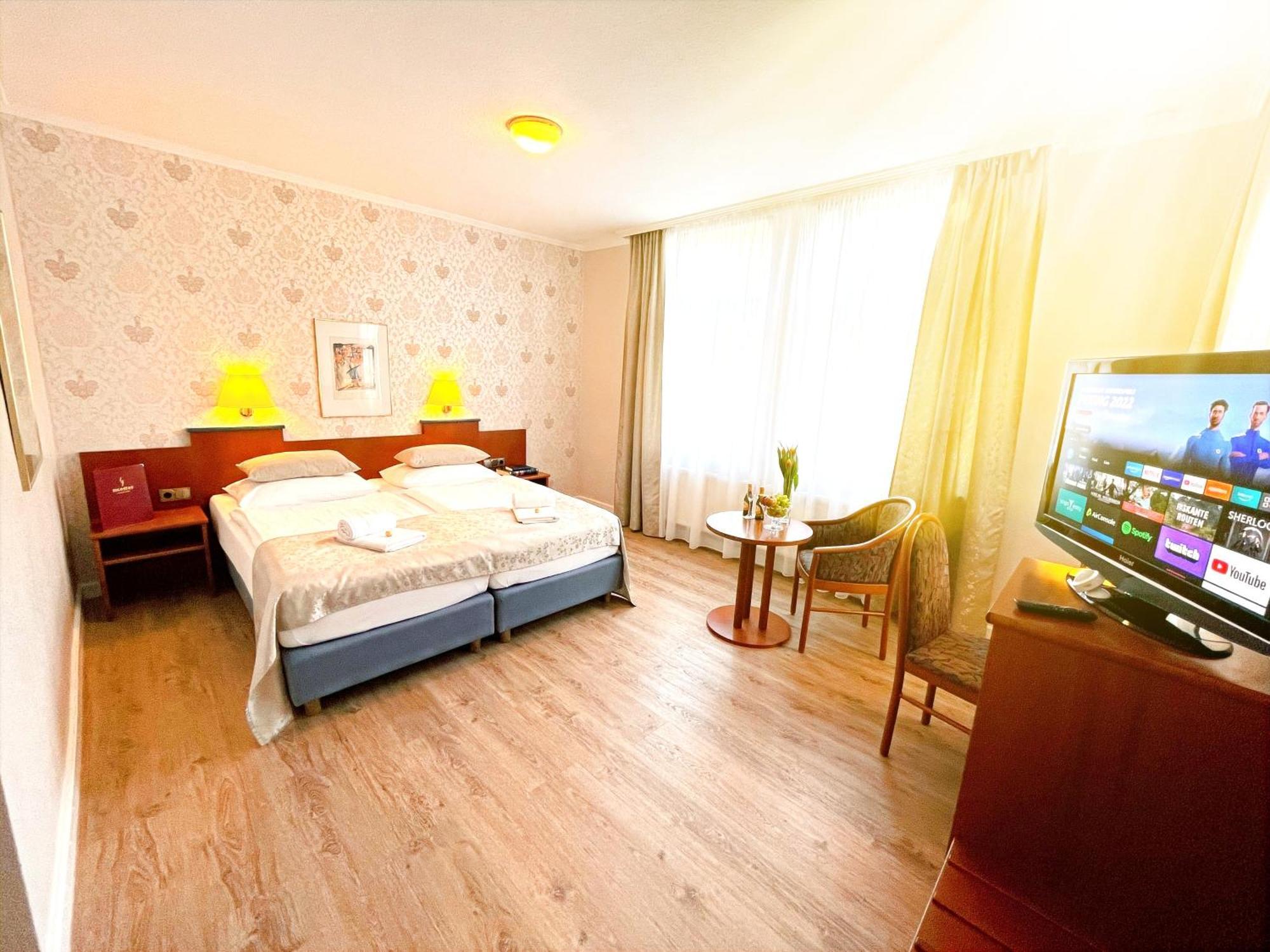 Hotel Kolossos Duesseldorf - นอยส์ ห้อง รูปภาพ