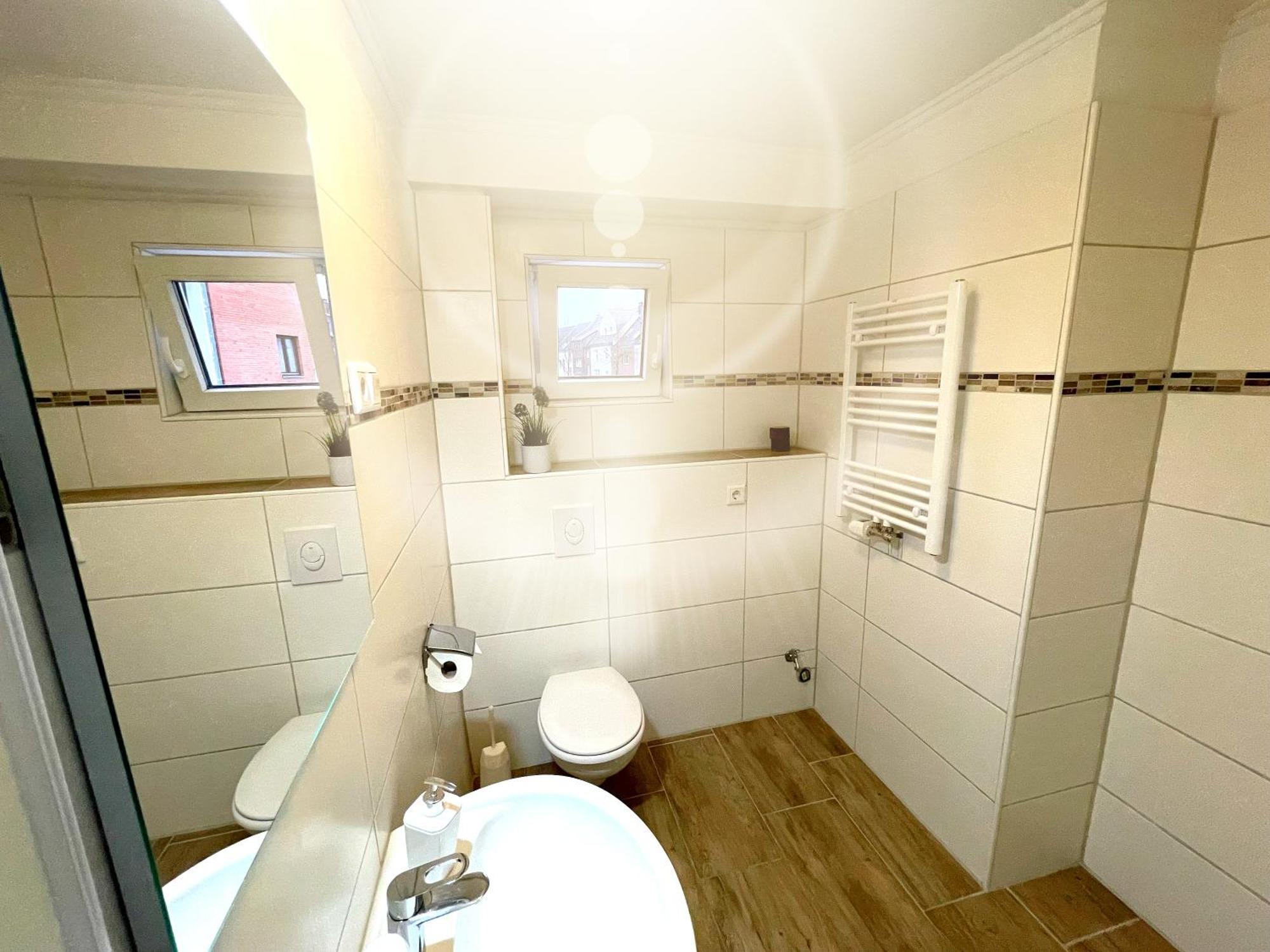 Hotel Kolossos Duesseldorf - นอยส์ ภายนอก รูปภาพ