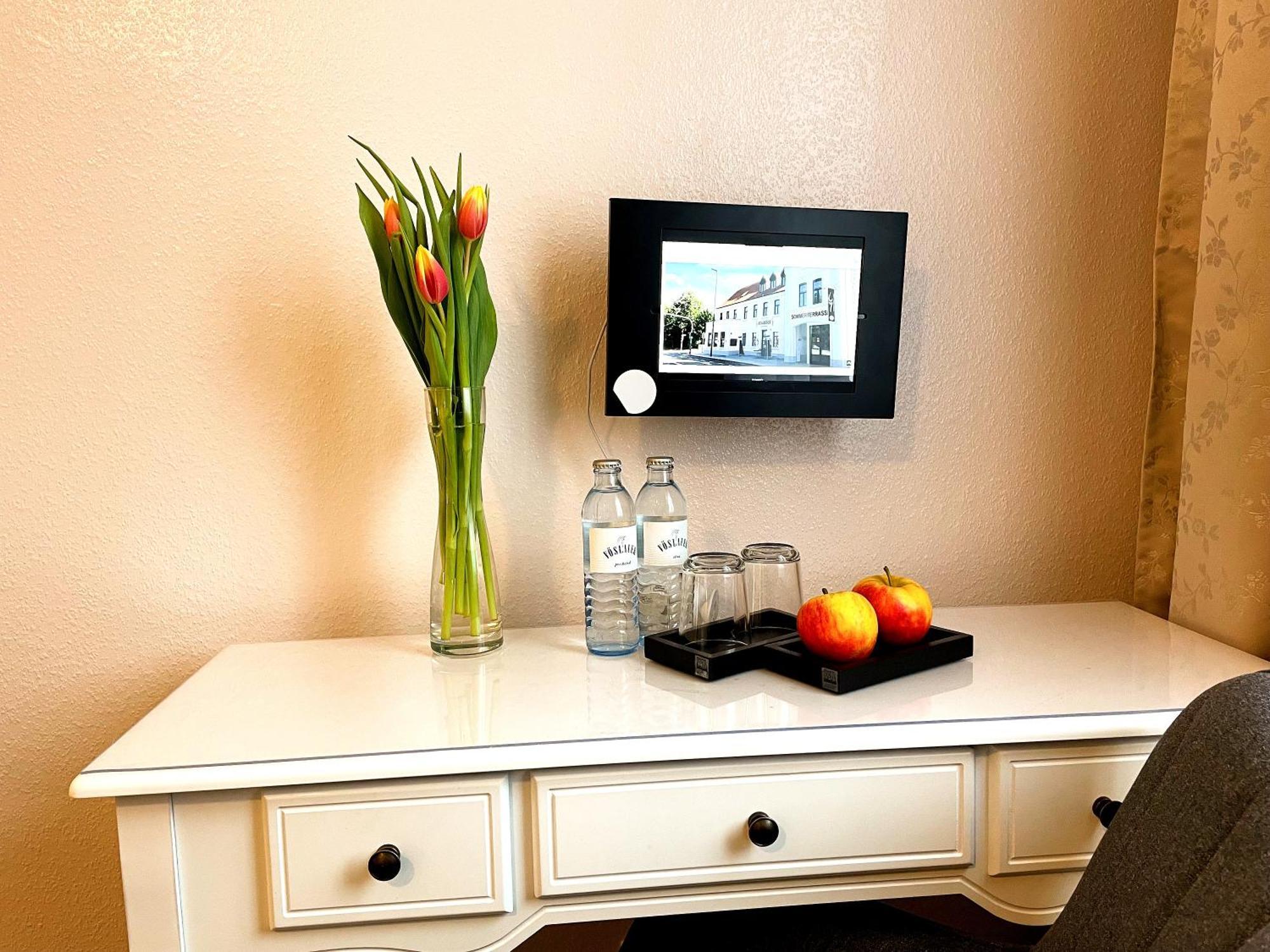 Hotel Kolossos Duesseldorf - นอยส์ ภายนอก รูปภาพ