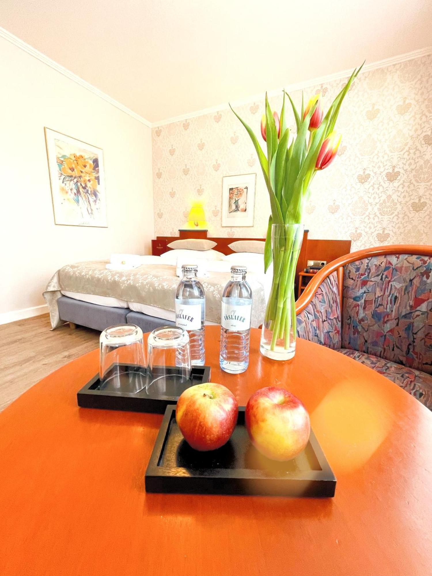 Hotel Kolossos Duesseldorf - นอยส์ ห้อง รูปภาพ